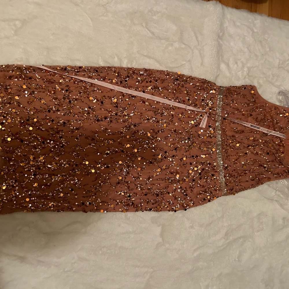 MACDUGGAL DRESS - Picture 7 of 7